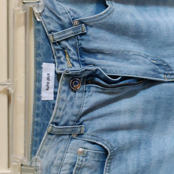 Korean Brand (Kuho Plus) Jeans - Picture 2 of 4